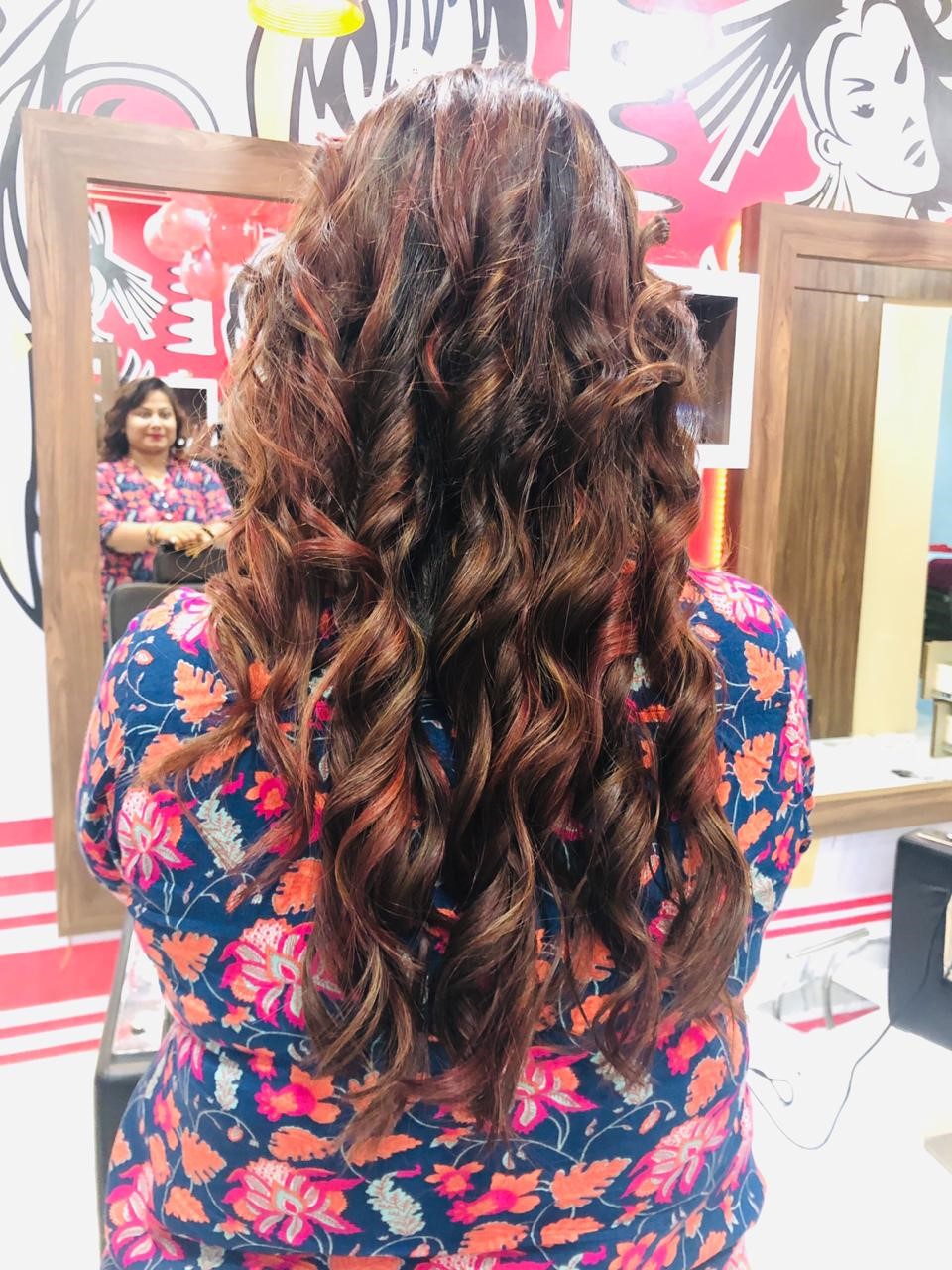 Hair Majesty salon detail